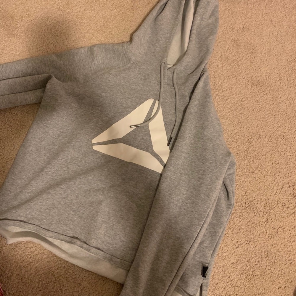 Reebok lightweight sweatshirt